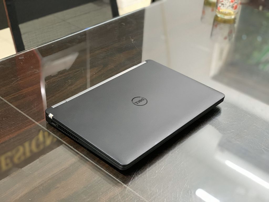 Laptop Dell Latitude E5270, CPU i3 6100U, Ram4 4GB, SSD 128GB, Màn hình Laptop Dell Latitude E5270, CPU i3 6100U, Ram4 4GB, SSD 128GB, Màn hình